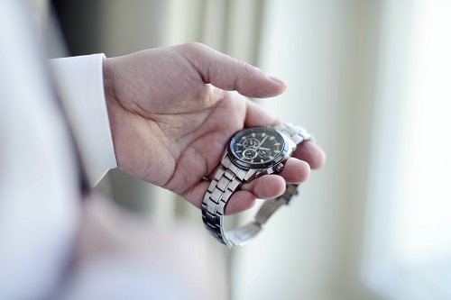Bracelets de montre : bracelet en cuir ou en métal